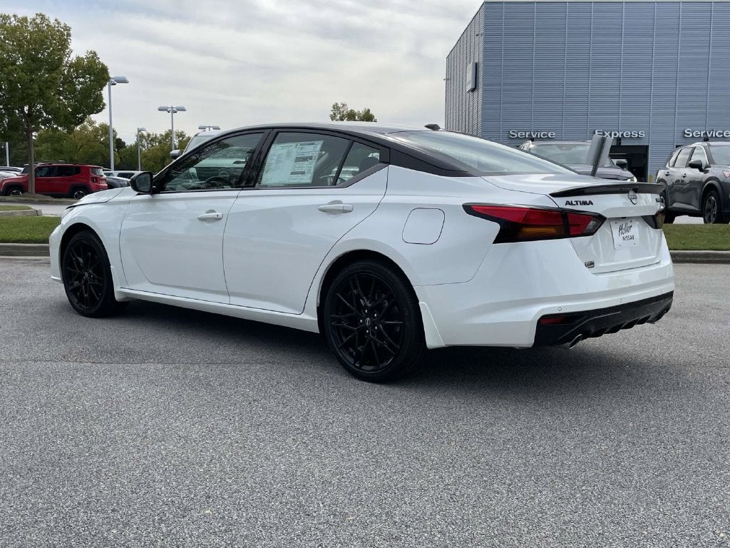 2026 Nissan Altima SR Midnight Edition®
