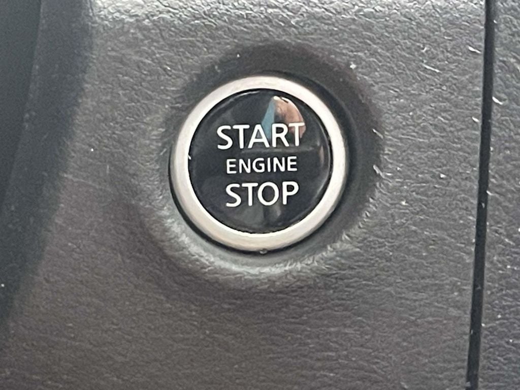 2023 Nissan Frontier PRO-X