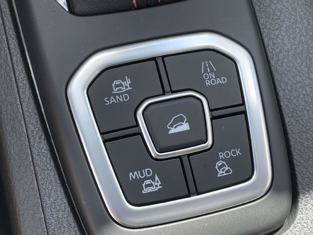 2027 Nissan Frontier Crew Cab PRO-4X® R by Roush®