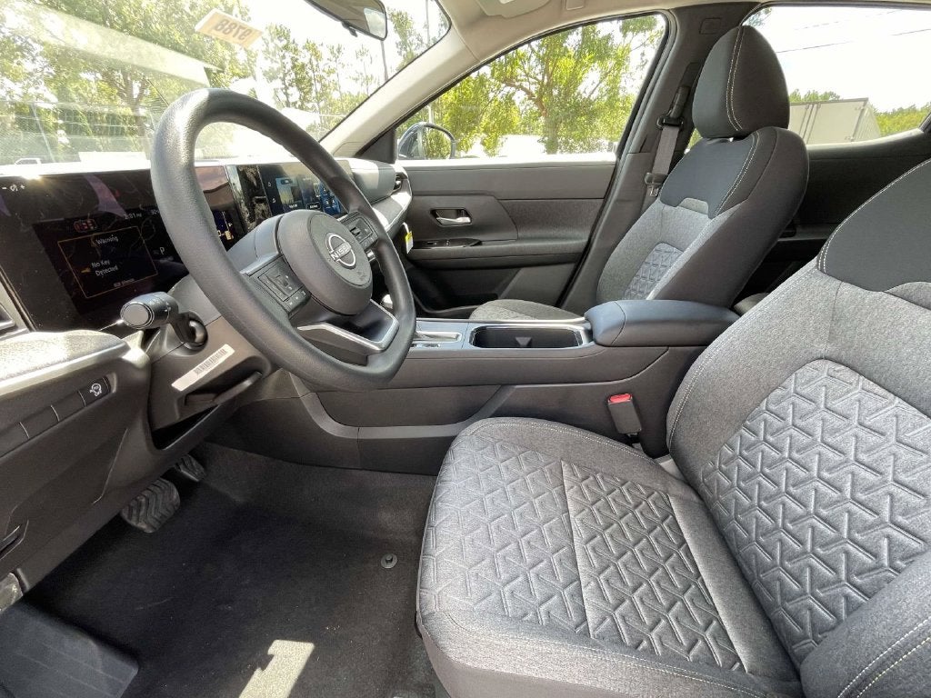 2027 Nissan Kicks SV