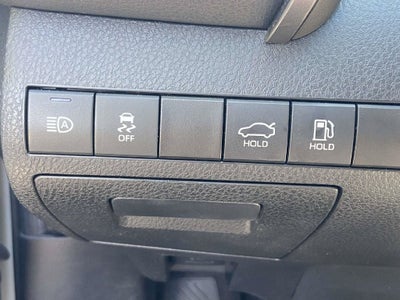2022 Toyota Camry Hybrid LE