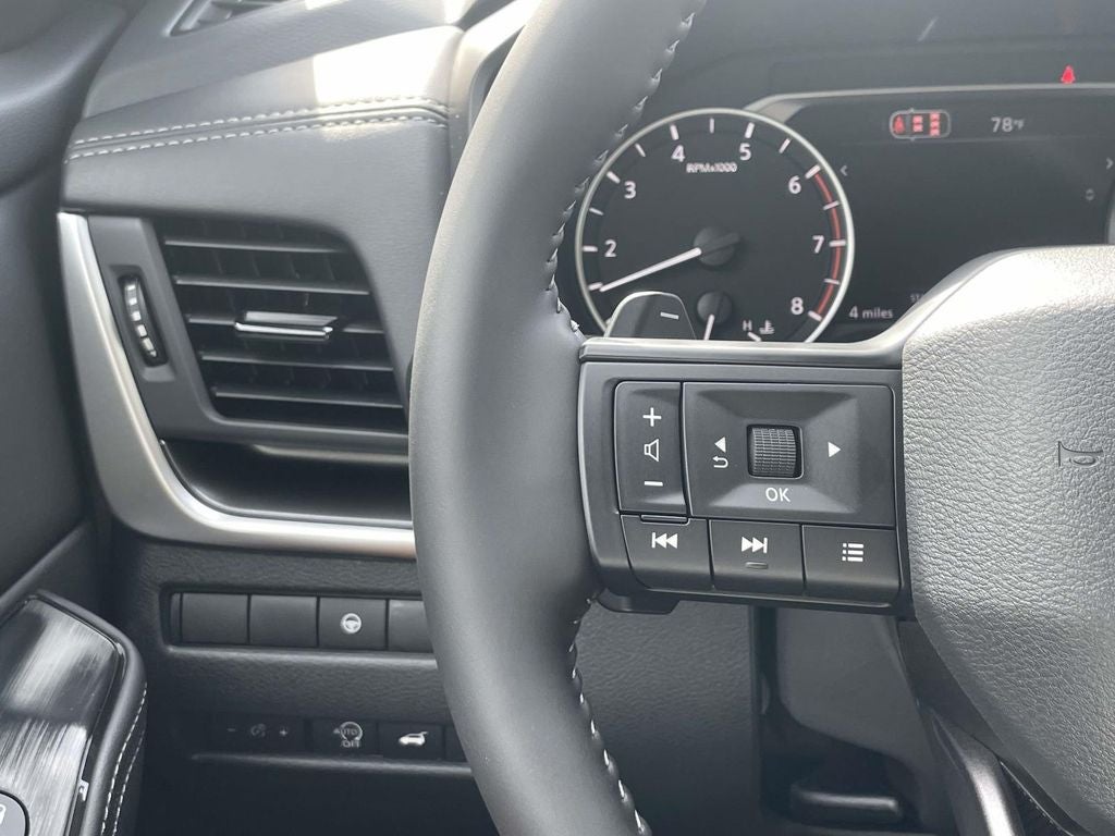 2026 Nissan Rogue SV