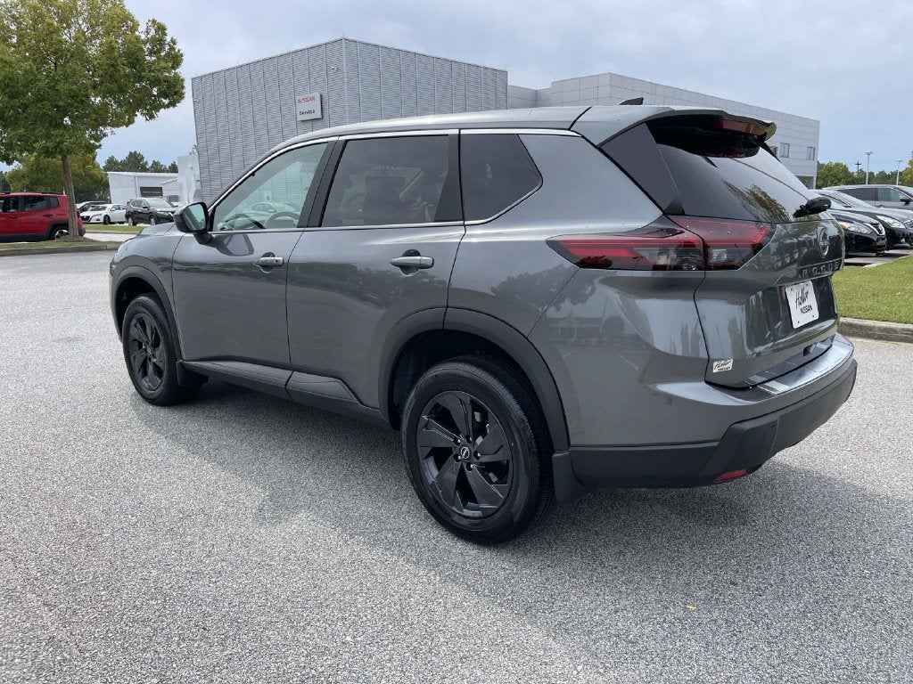 2027 Nissan Rogue SV