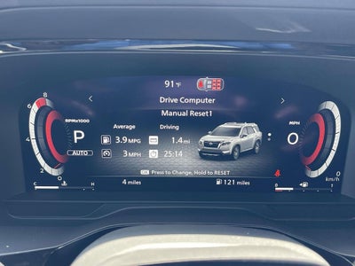 2026 Nissan Pathfinder Platinum