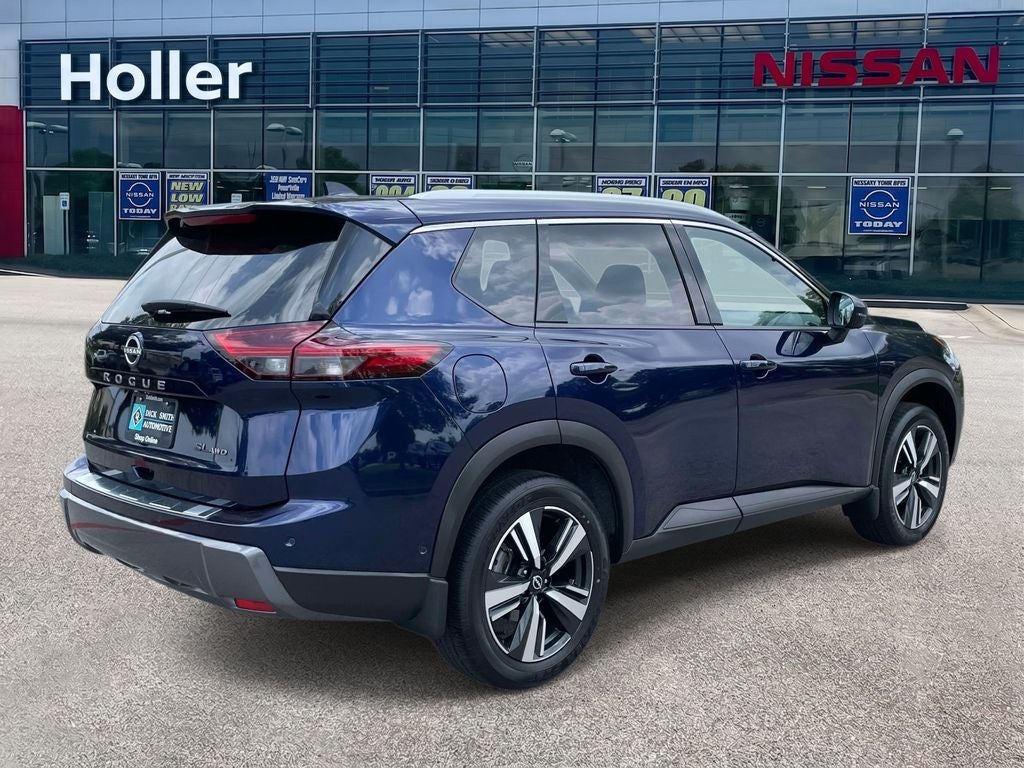 2025 Nissan Rogue SL