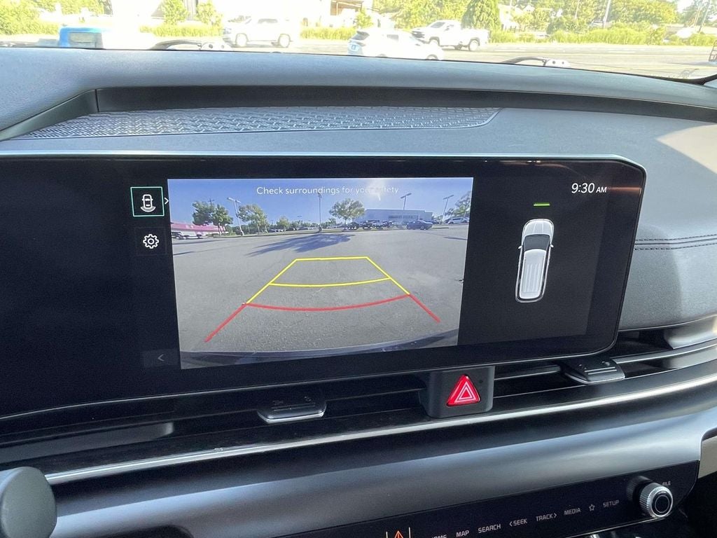 2025 Kia Carnival LXS