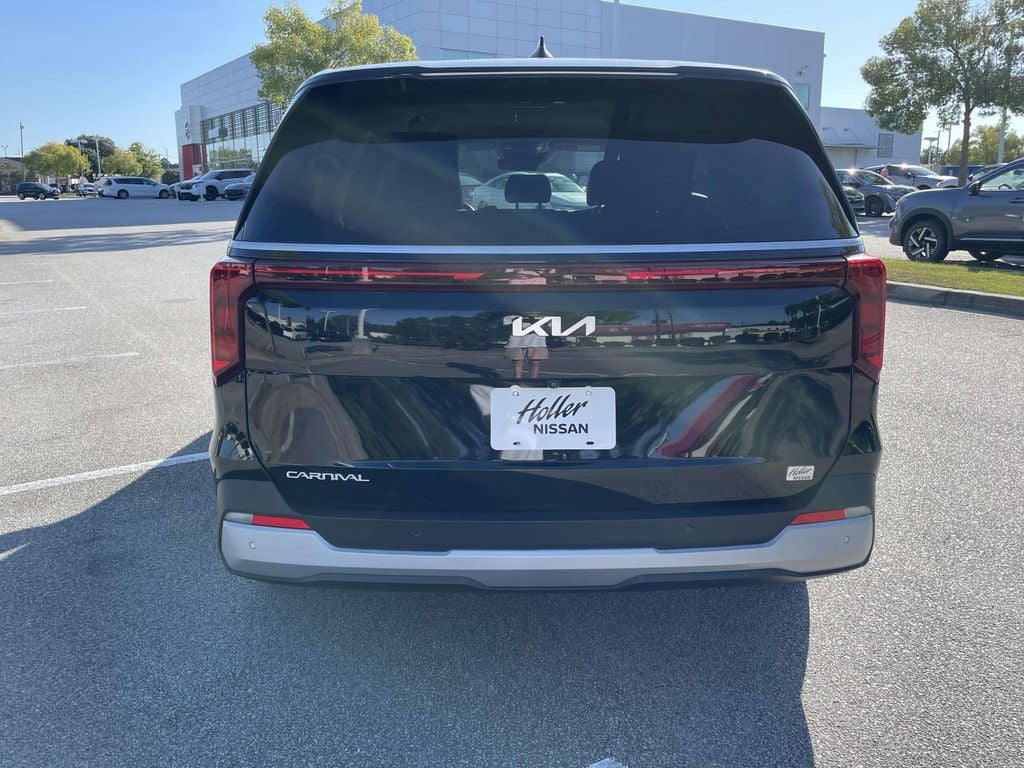 2025 Kia Carnival LXS