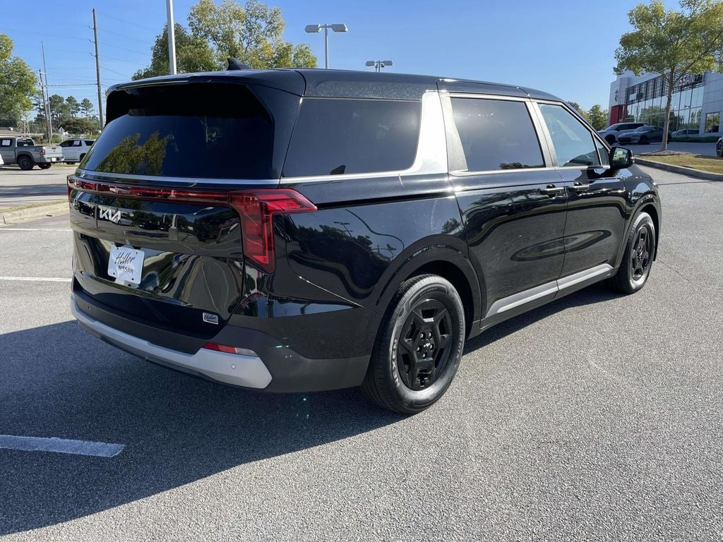 2025 Kia Carnival LXS