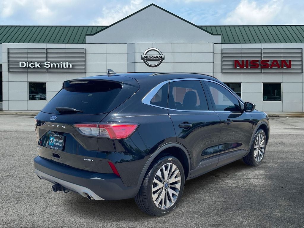 2022 Ford Escape Titanium