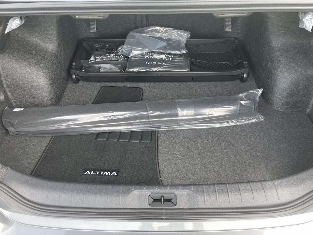 2026 Nissan Altima SR