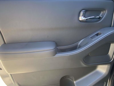 2027 Nissan Frontier Crew Cab SV
