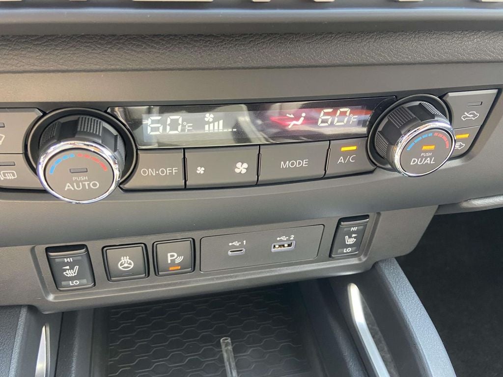 2027 Nissan Frontier SV
