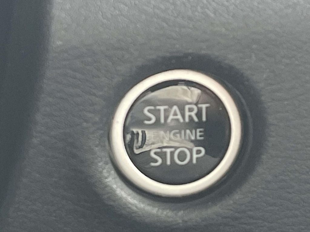 2024 Nissan Frontier SL
