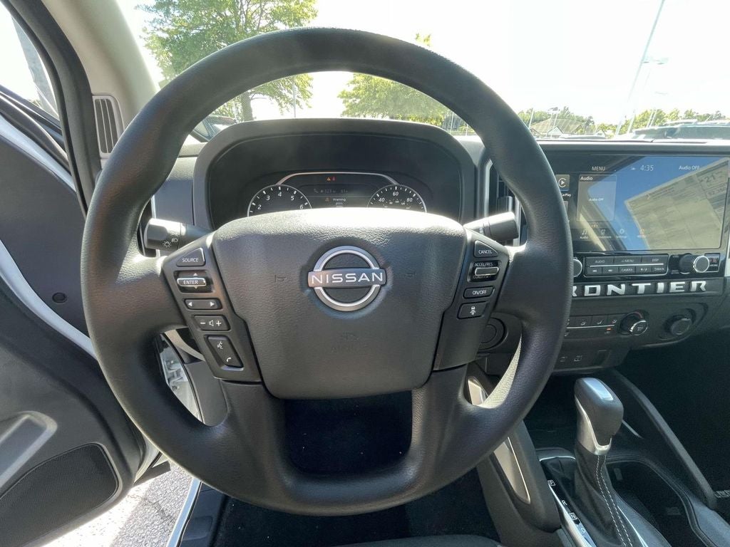 2026 Nissan Frontier Crew Cab SV