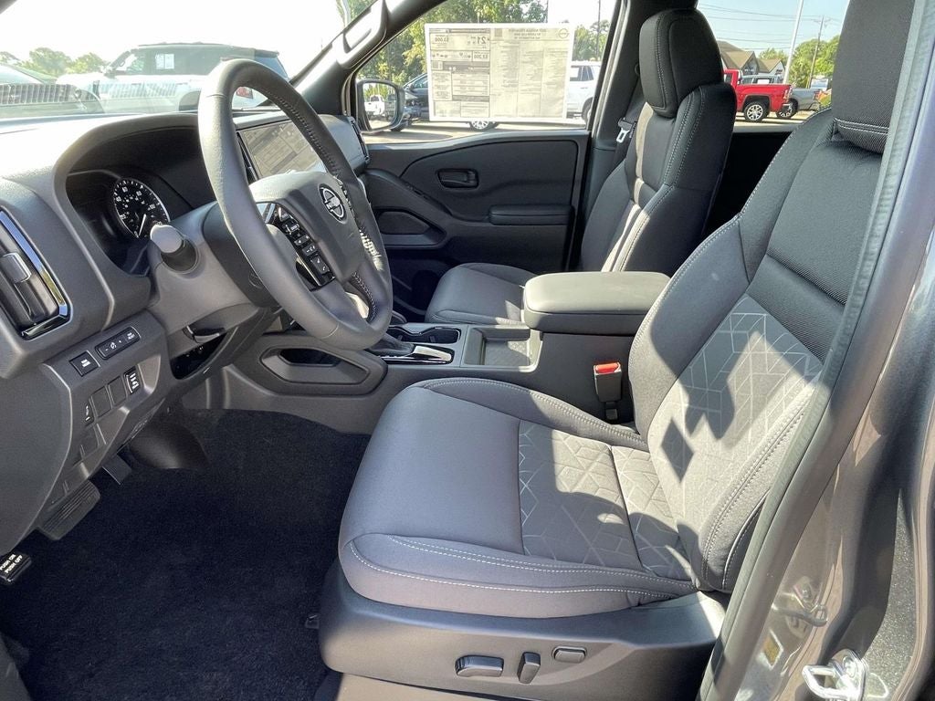 2027 Nissan Frontier SV