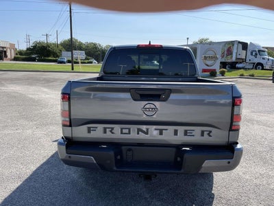 2027 Nissan Frontier SV