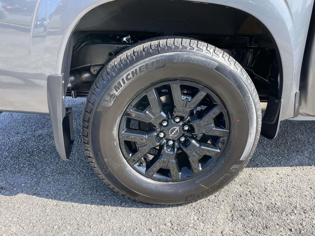 2027 Nissan Frontier SV