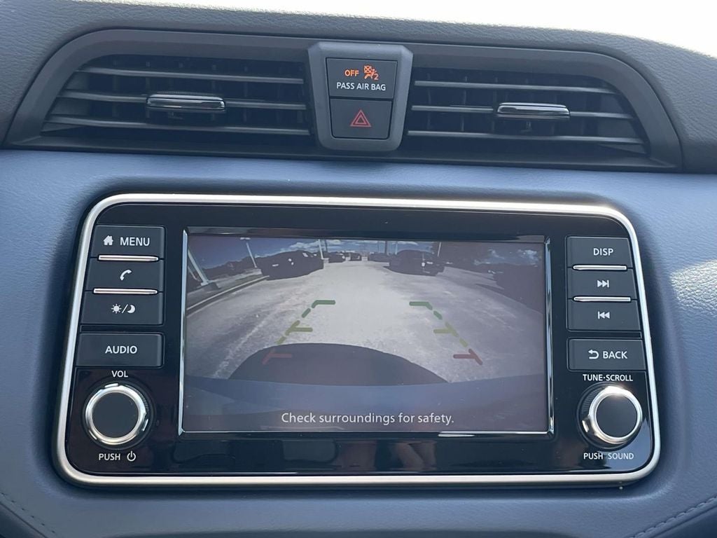 2025 Nissan Versa 1.6 SV