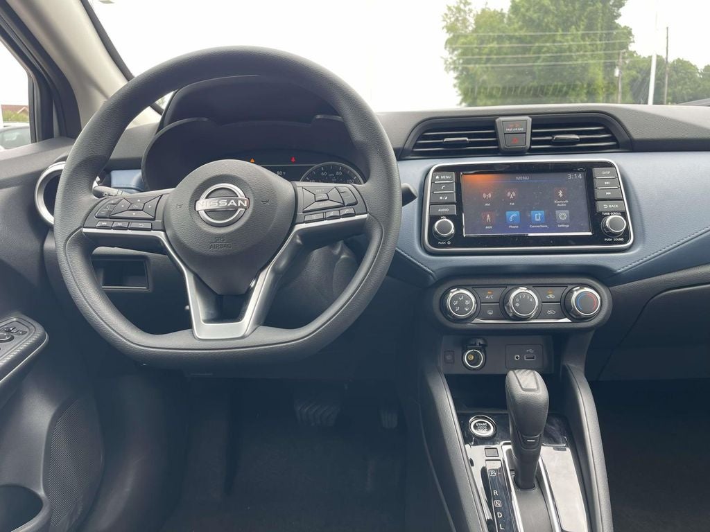 2025 Nissan Versa 1.6 SV