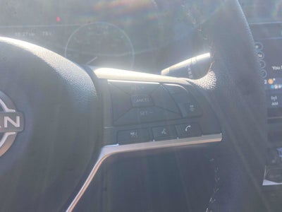2025 Nissan Versa SR