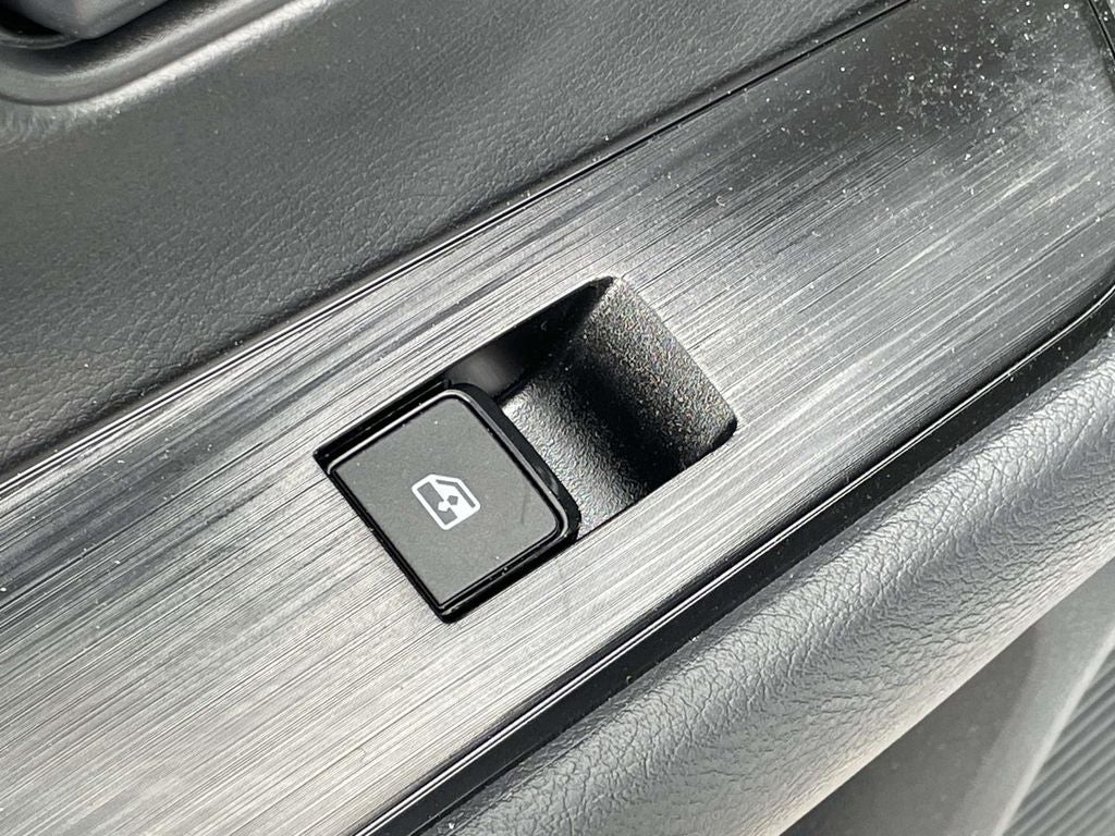 2027 Nissan Kicks S