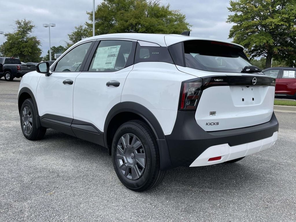 2027 Nissan Kicks S