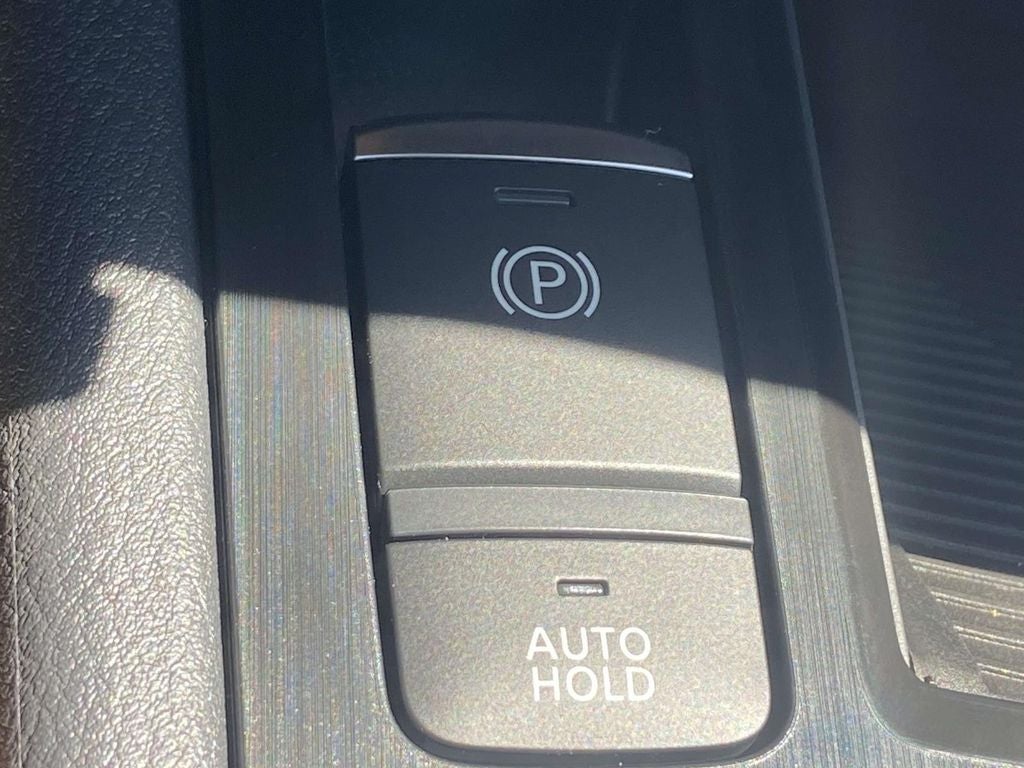 2027 Nissan Kicks S