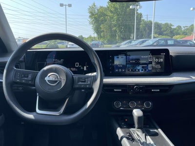 2025 Nissan Kicks SV