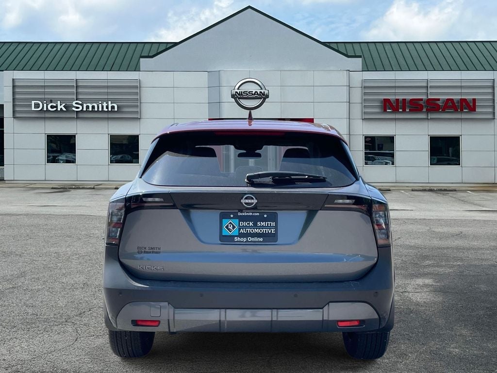 2025 Nissan Kicks SV