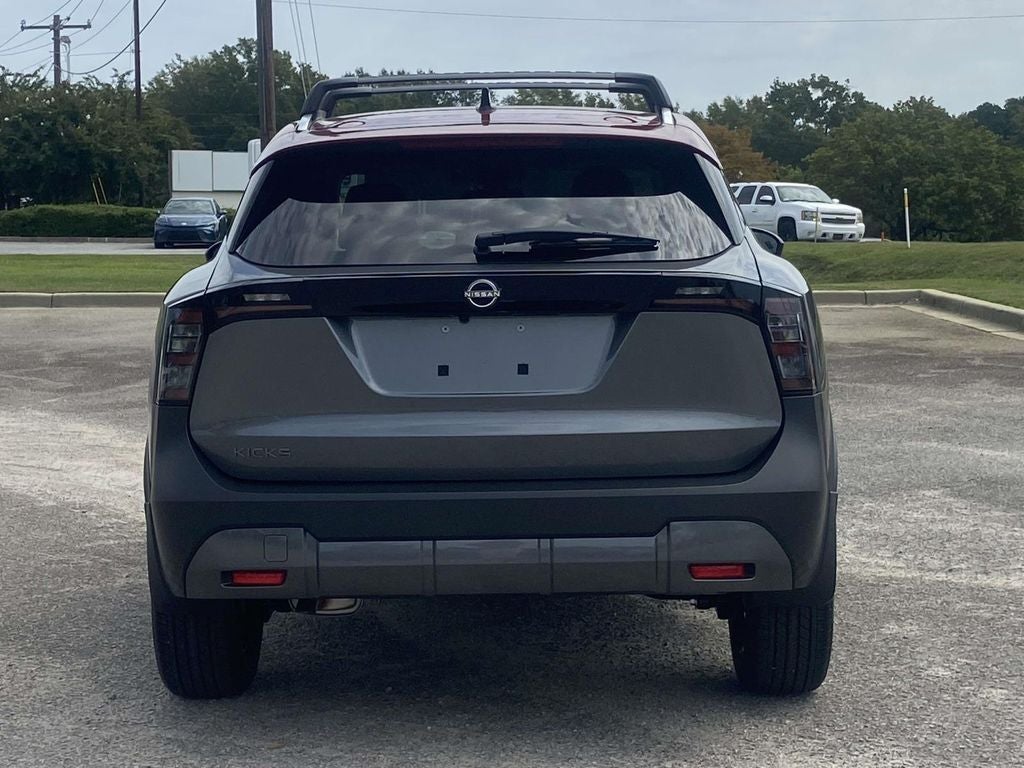 2027 Nissan Kicks SV