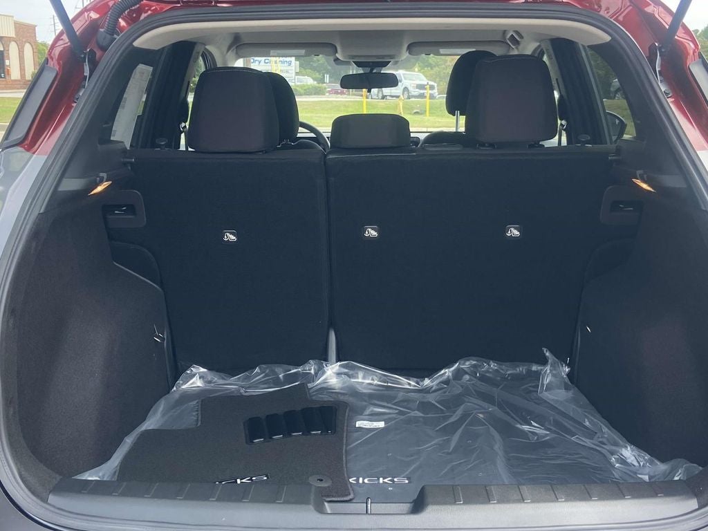 2027 Nissan Kicks SV