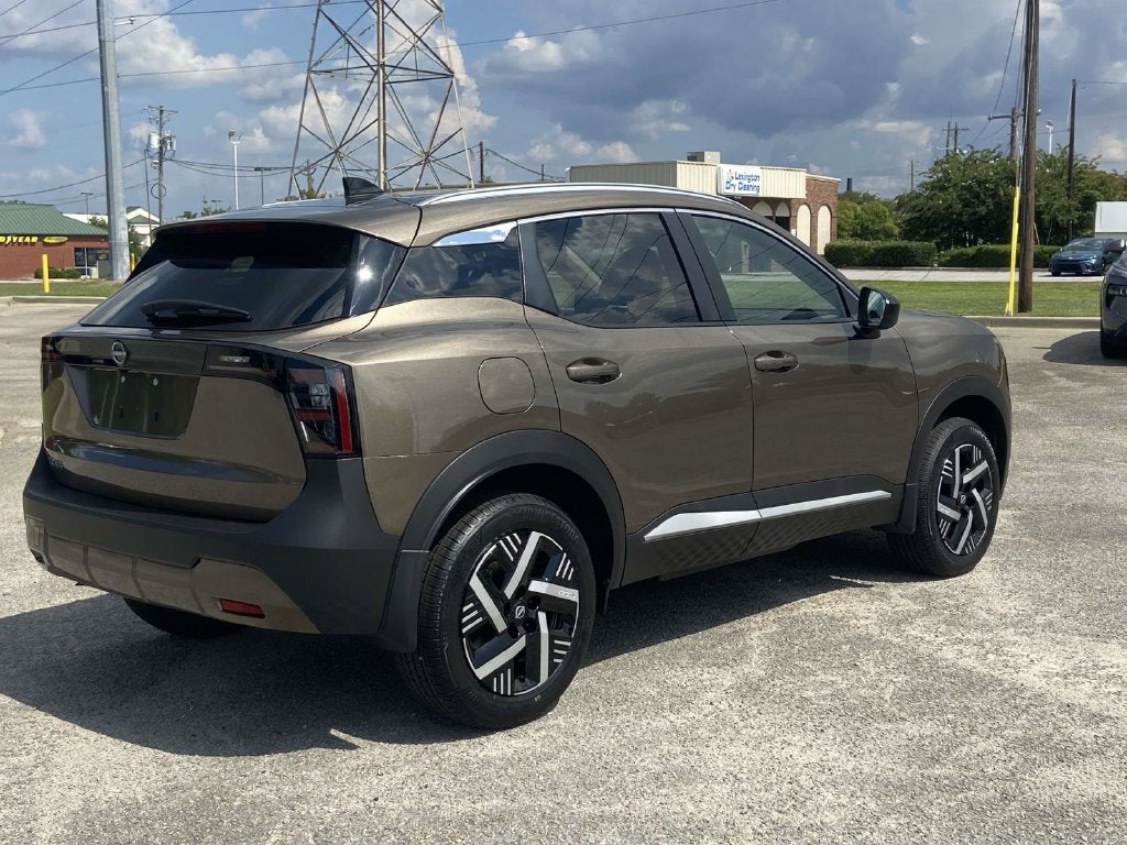 2027 Nissan Kicks SV