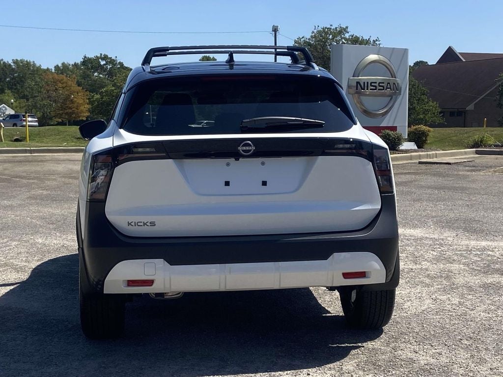 2027 Nissan Kicks SV