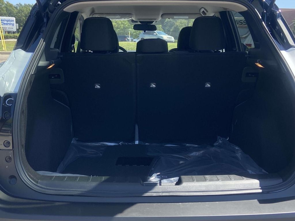 2027 Nissan Kicks SV