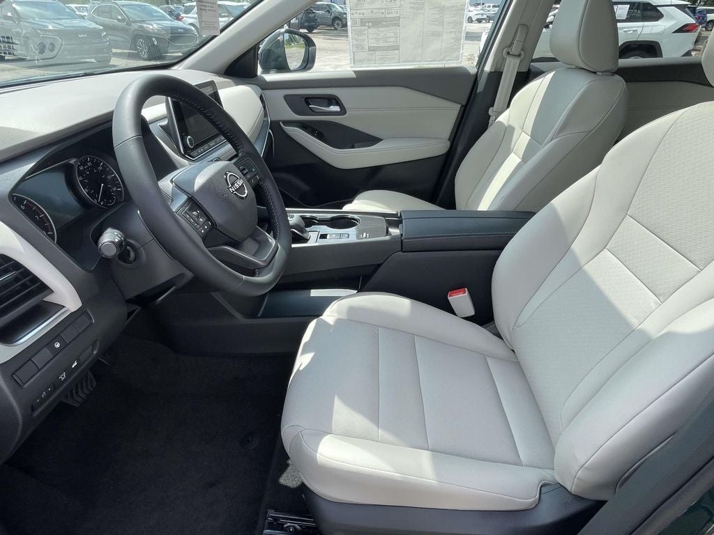 2026 Nissan Rogue Dark Armor™