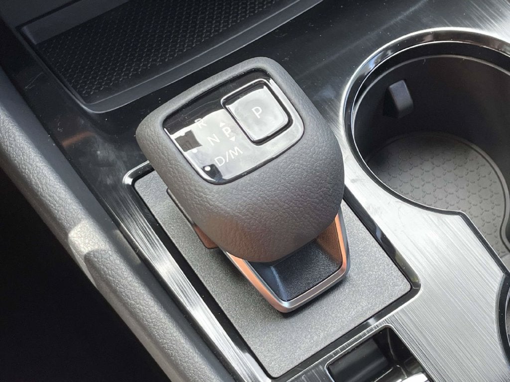 2027 Nissan Rogue SV