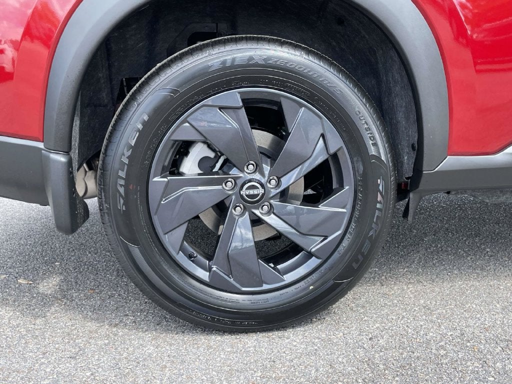 2027 Nissan Rogue SV