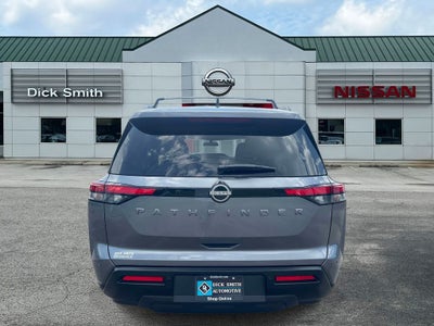 2026 Nissan Pathfinder SV
