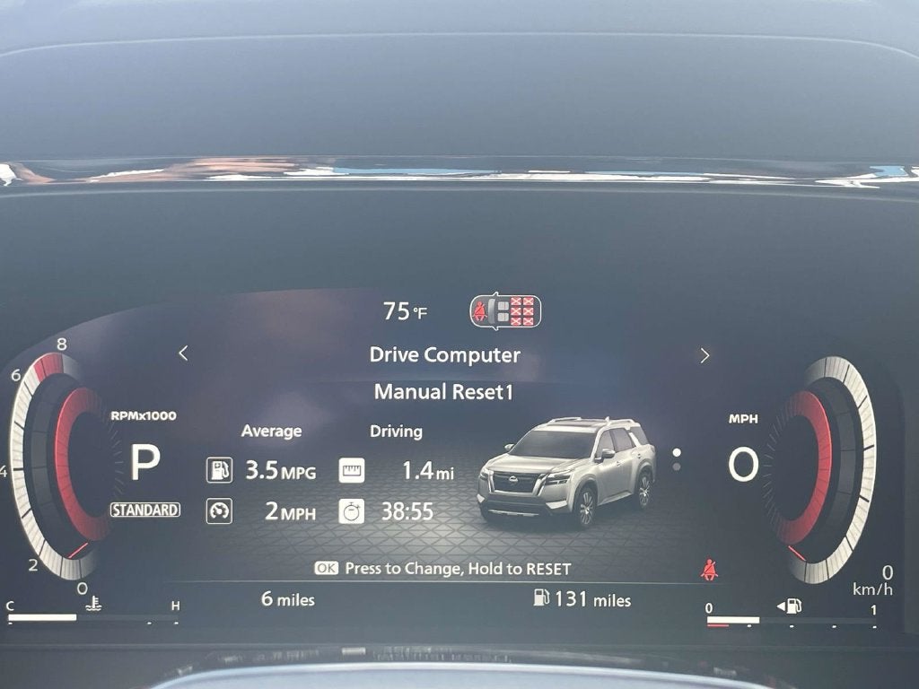 2026 Nissan Pathfinder SL