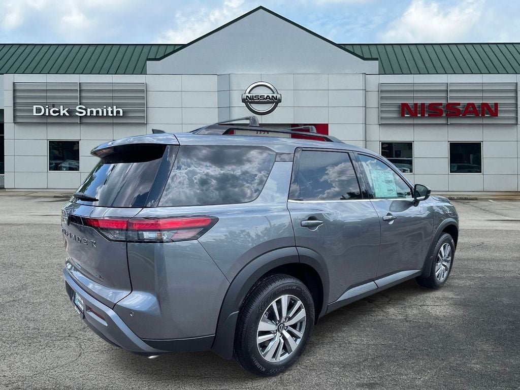 2026 Nissan Pathfinder SL
