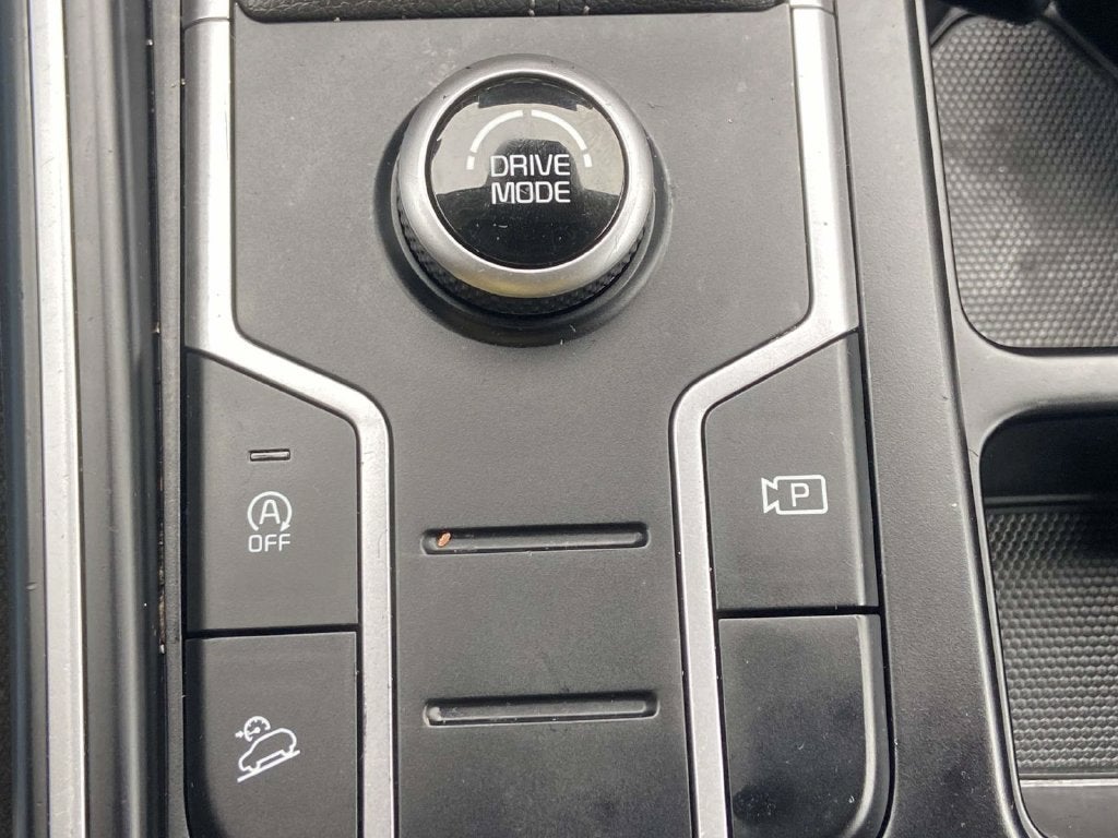2022 Kia Sorento LX