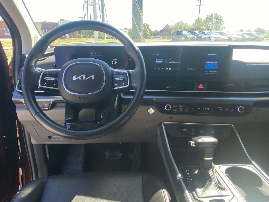 2025 Kia Carnival LXS