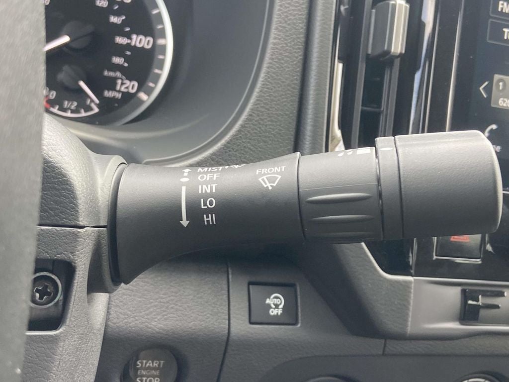 2026 Nissan Frontier Crew Cab SV