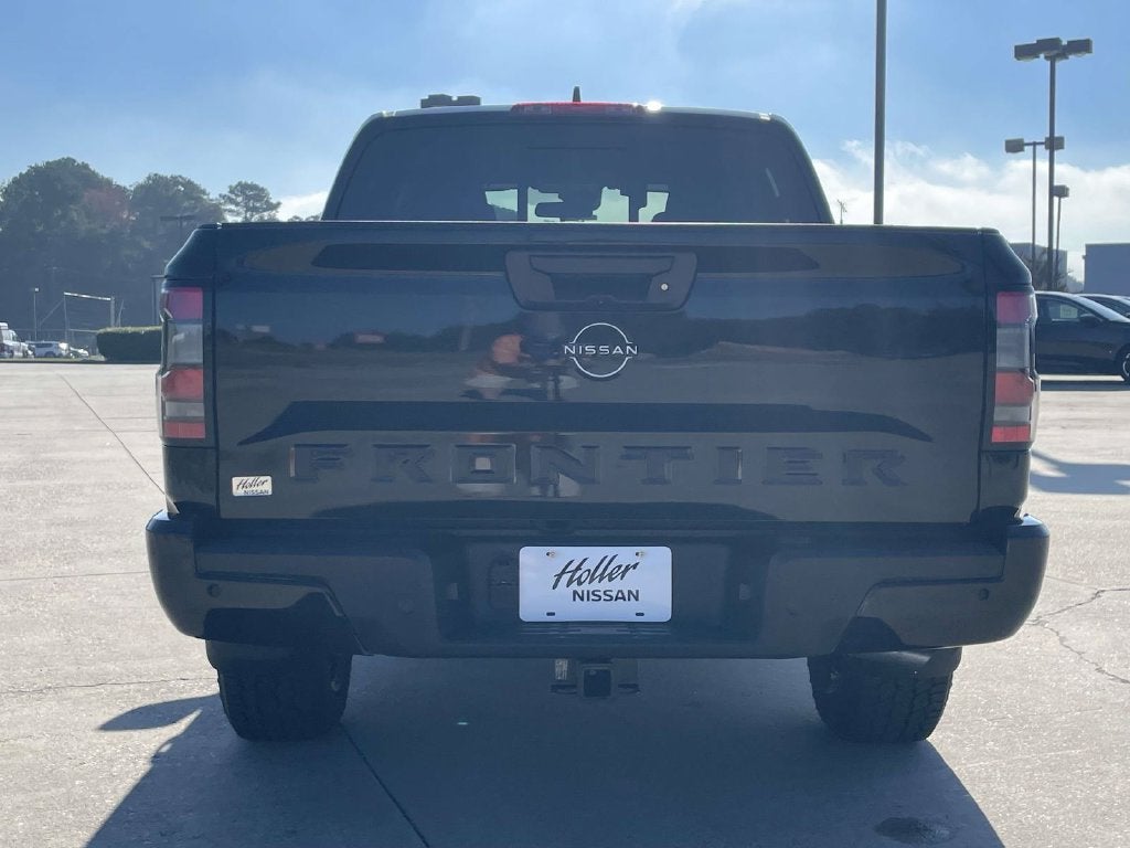 2027 Nissan Frontier Crew Cab SV