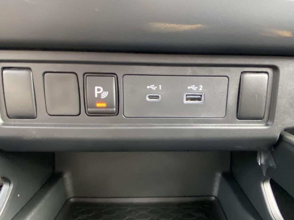 2027 Nissan Frontier Crew Cab SV
