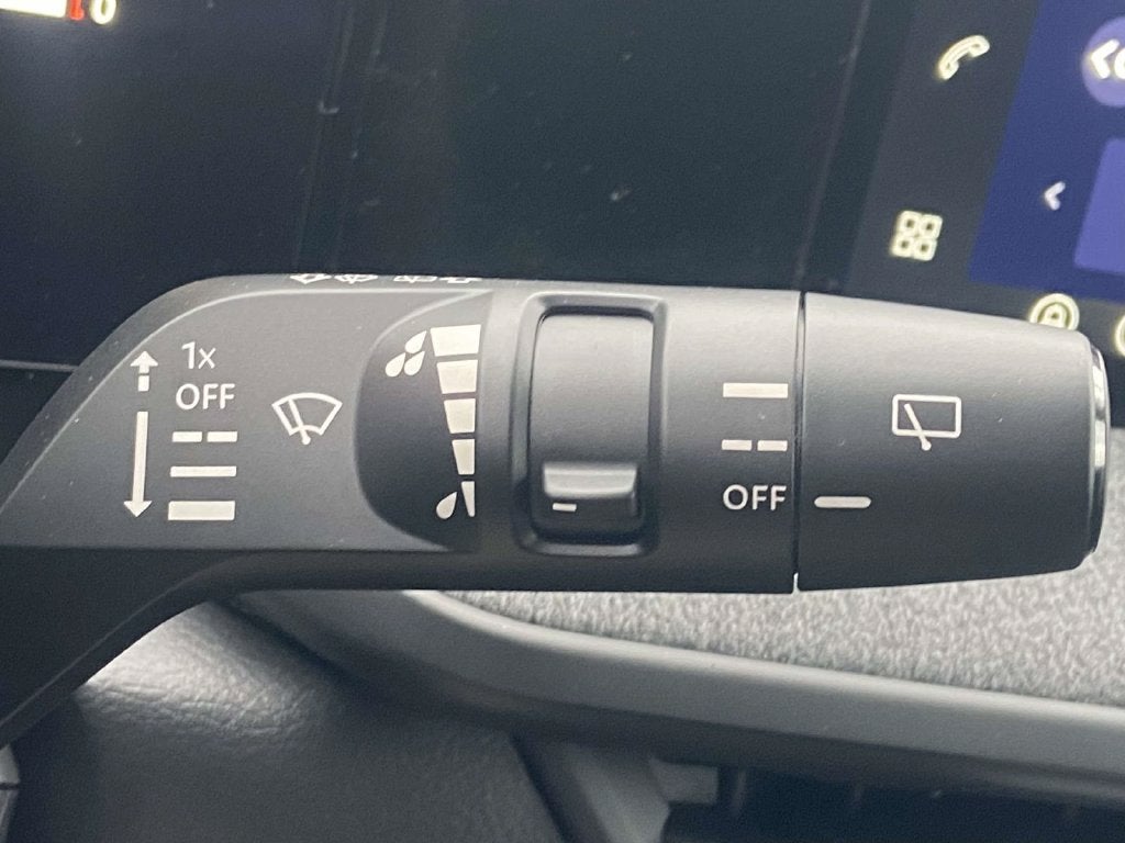 2027 Nissan Kicks S
