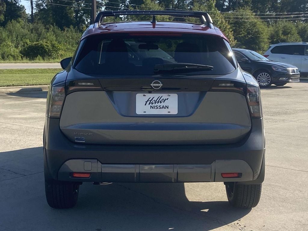 2027 Nissan Kicks SV