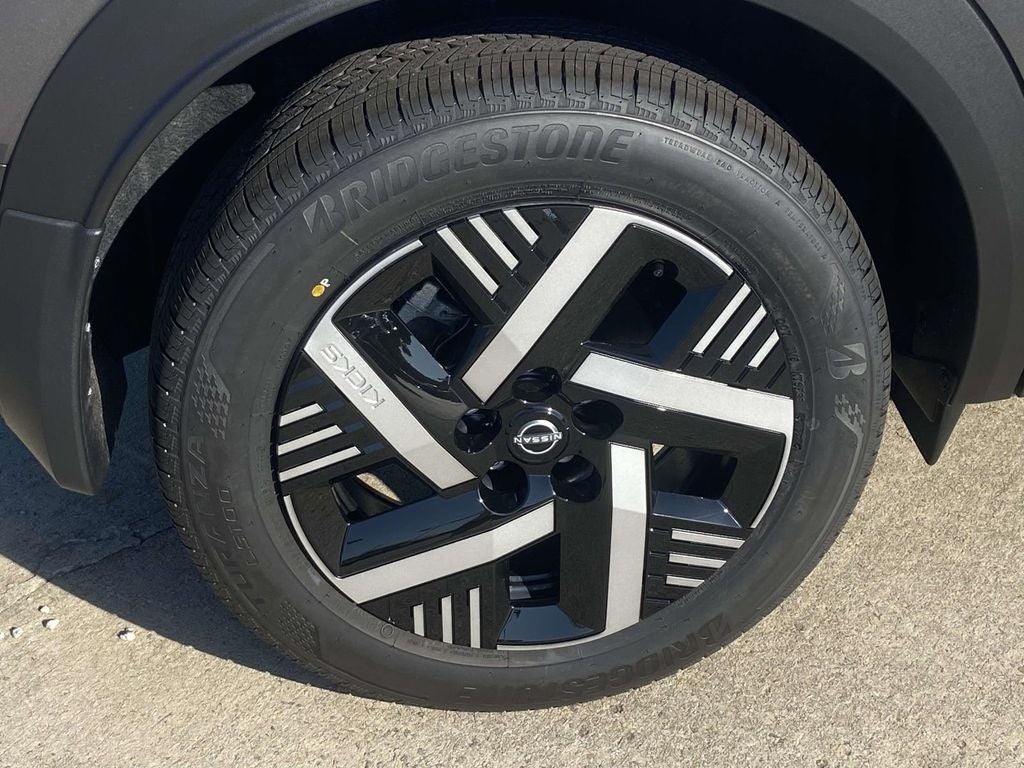 2027 Nissan Kicks SV