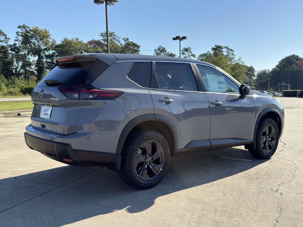 2027 Nissan Rogue SV