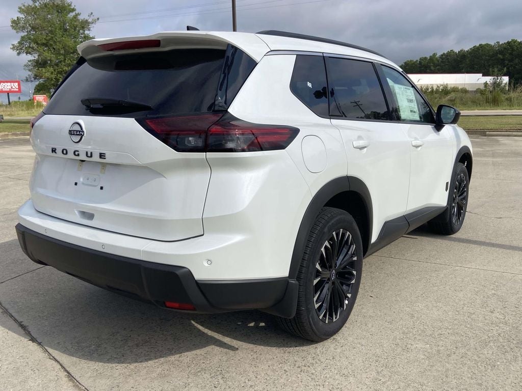 2026 Nissan Rogue Dark Armor™